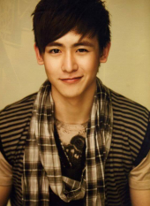 Nichkhun