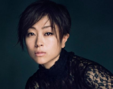 Utada Hikaru thông báo phát hành tuyển tập lyric