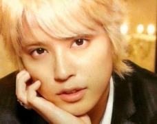 Tegoshi Yuya nhóm NEWS bị rò rỉ một loạt tin nhắn LINE