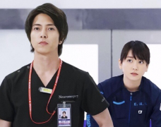 Cảnh khoe thân của YamaPi trong Code Blue 3 khiến cư dân mạng dậy sóng