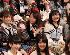 Hội nghị bàn tròn của AKB48 Group với 97 thành viên