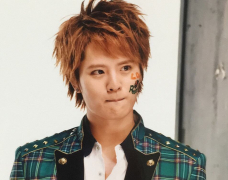 Thành viên Hey! Say! JUMP Okamoto Keito bị rò rỉ ảnh giường chiếu