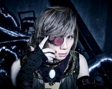 yasu của Acid Black Cherry phải tạm ngưng hoạt động do sức khỏe kém