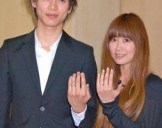 Mizushima Hiro và Ayaka đón mừng con đầu lòng