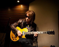 B’z Matsumoto Takahiro kỷ niệm sinh nhật lần thứ 60