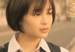 Hirose Suzu tinh khôi trong hình ảnh mới của live-action Sensei!