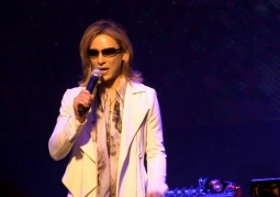 Yoshiki hứa hẹn album mới của X Japan sẽ ra mắt trong năm nay