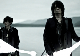 Sẽ có phim tài liệu về nhóm nhạc điện tử Boom Boom Satellites