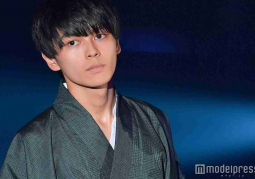 Em trai Mackenyu, Maeda Gordon, đã chính thức ra mắt sau nhiều ngày mong chờ