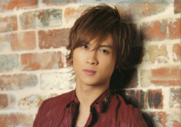 Hashimoto Ryosuke nhóm A.B.C-Z lộ ảnh hẹn hò?