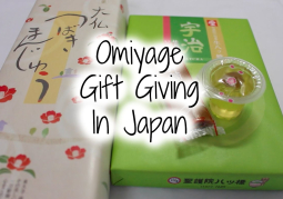 Những món quà lưu niệm không thể bỏ lỡ tại Nhật Bản