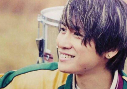 Yasuda Shota nhóm Kanjani8 tiết lộ bị chấn thương sau phẫu thuật u não vào năm 2017