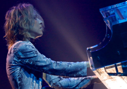 YOSHIKI của X Japan lên tiếng phản đối vấn nạn vé chợ đen