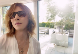 YOSHIKI công bố sự kiện âm nhạc toàn cầu trên YouTube, phát biểu về SixTONES