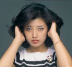 Yamaguchi Momoe