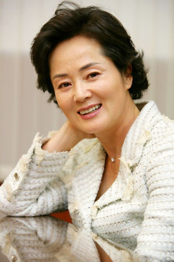 Kim Young Ae