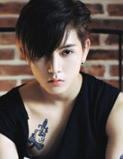 Ren (NU'EST)